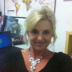 Meet your Posher, Dinah